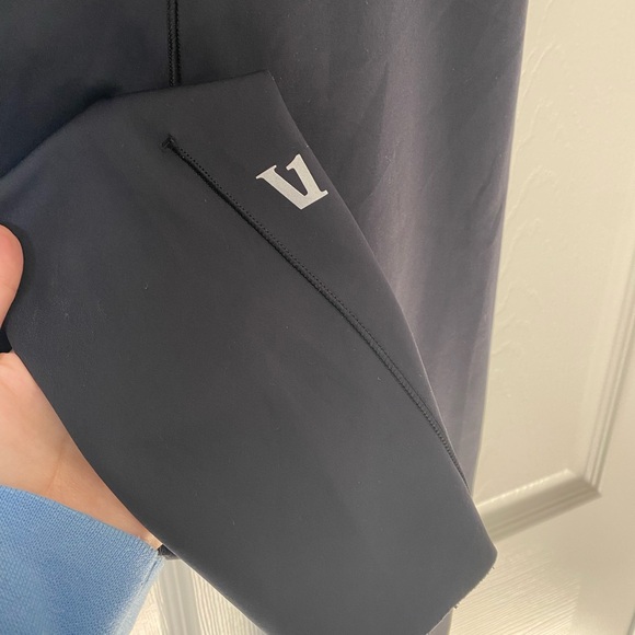 Vuori Black Evolve Leggings XS - Picture 9 of 11